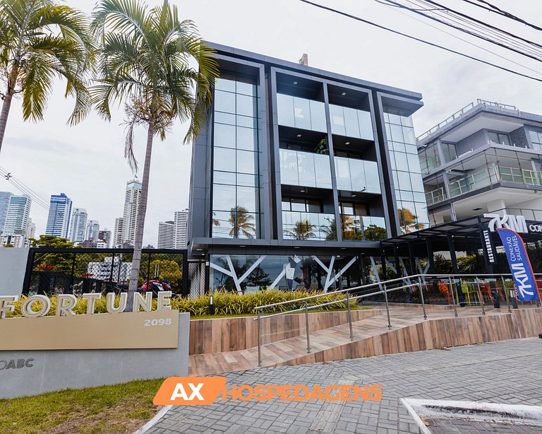 AX Fortune Suites / Studio Familia