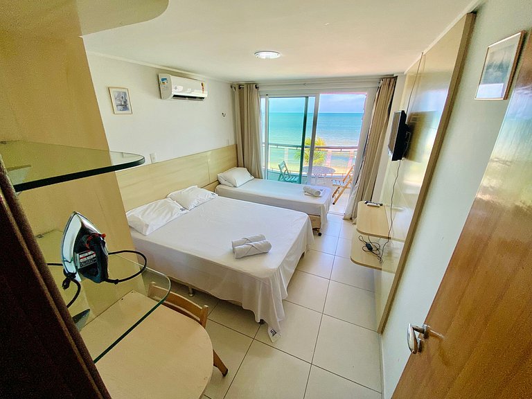 Manaíra Palace 404 - Flat com Vista Mar e Varanda.