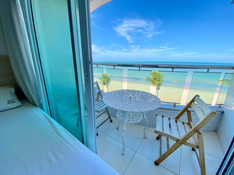 Manaíra Palace 404 - Flat com Vista Mar e Varanda.