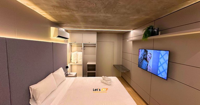 Setai Yacht / com varanda