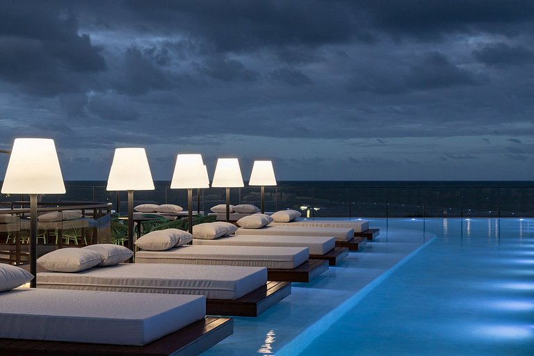 Setai Yacht / com Garden