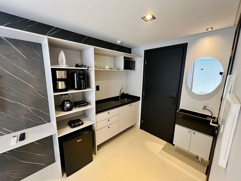 AM 011 - Studio Pé na Areia com Garden no Bessa