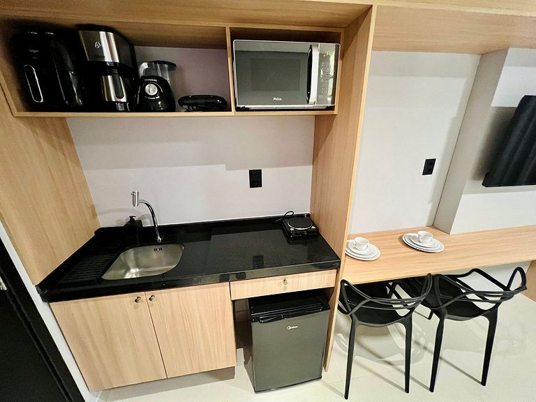 AM 202 - Studio Pé na Areia / Lindo e Confortável.