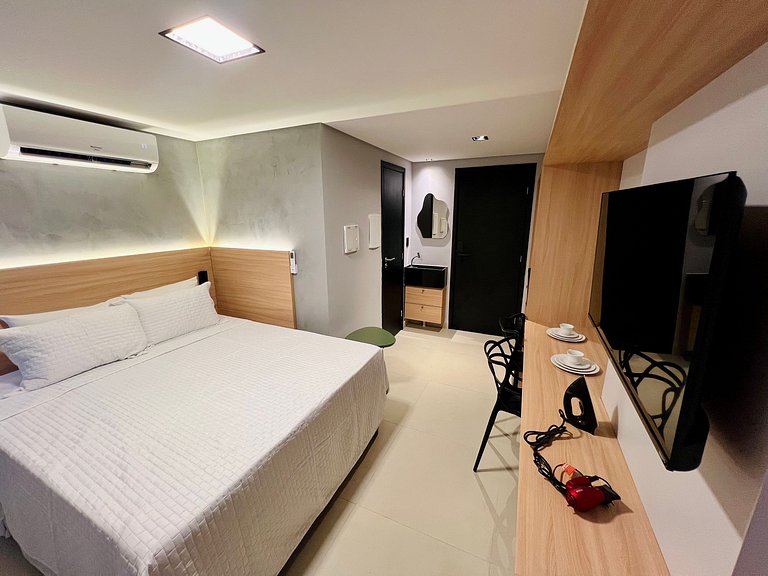 AM 202 - Studio Pé na Areia / Lindo e Confortável.