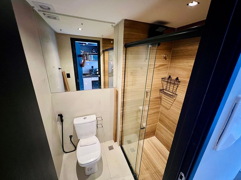 AM 104 - Studio Pé na Areia / Estilo Único