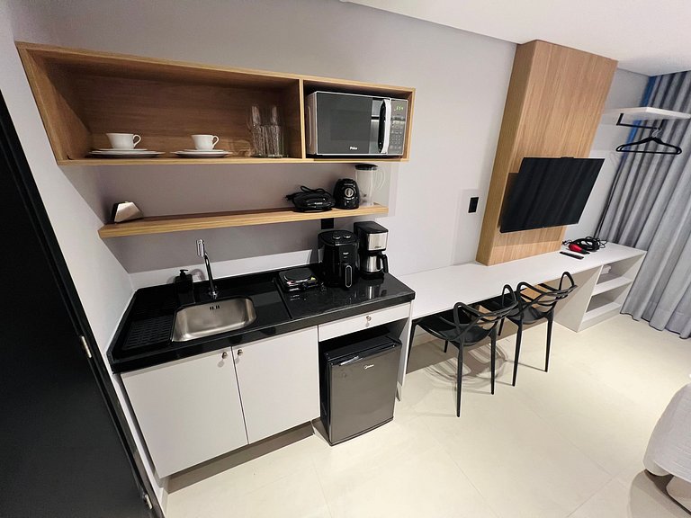 AM 105 - Studio Pé na Areia Confortável e Único