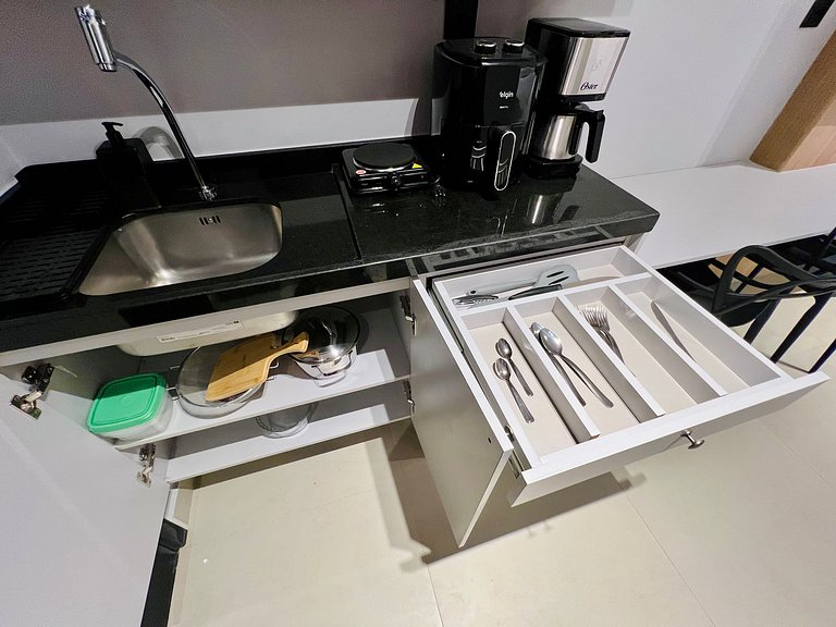 AM 105 - Studio Pé na Areia Confortável e Único