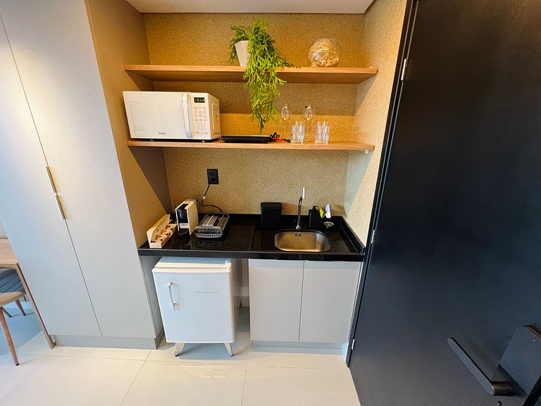 AM 208 - Studio Pé na Areia com Vista Mar Lateral