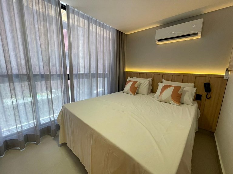 AM 113 Lindo Studio premium, Pé na Areia no Bessa.