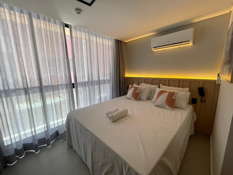 AM 113 Lindo Studio premium, Pé na Areia no Bessa.