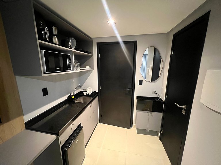 AM 106 - Lindo Studio Moderno e Completo no Bessa.