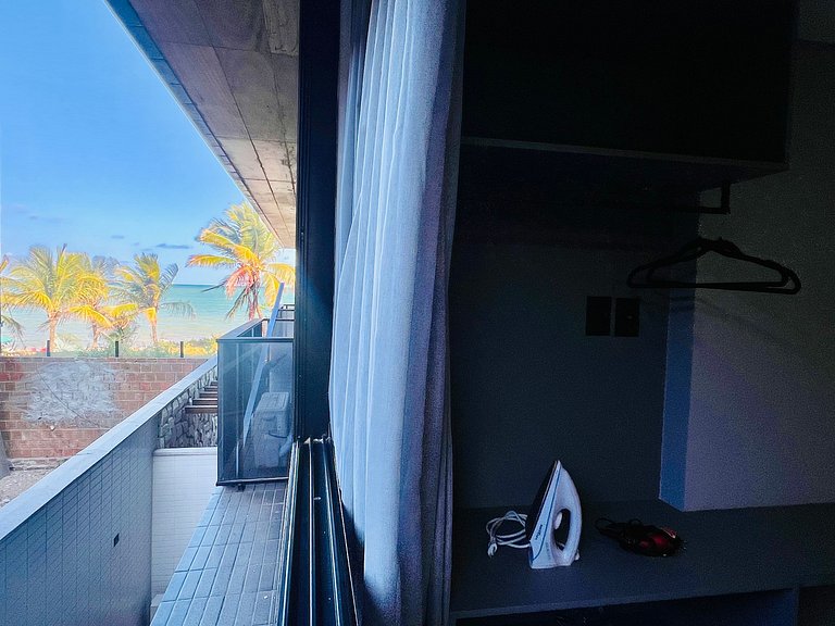 AM 106 - Lindo Studio Moderno e Completo no Bessa.