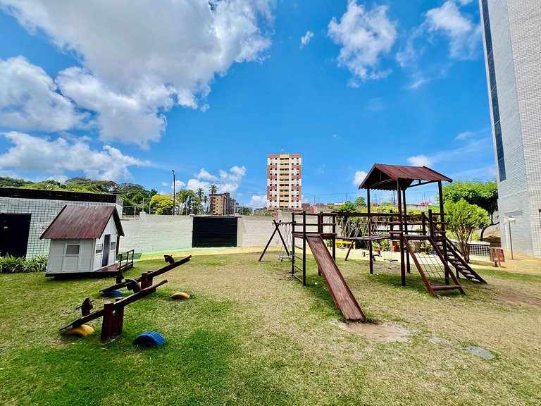 AP 606B - Lindo Apartamento 03 quartos, com Lazer.