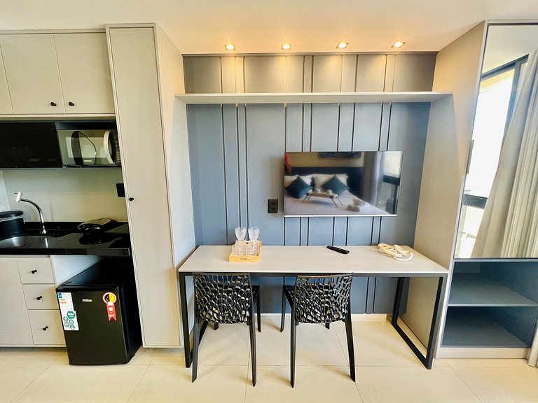 AM 205 - Studio Pé na Areia Estiloso e Funcional