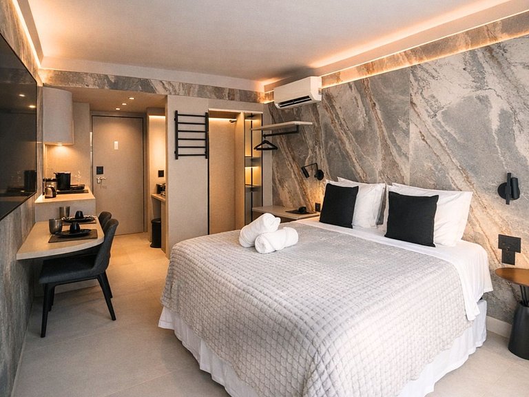 Setai Yacht / com Garden