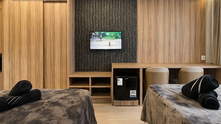 Setai Yacht / com Garden