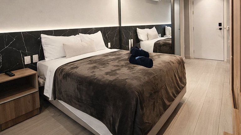 Setai Yacht / com Garden